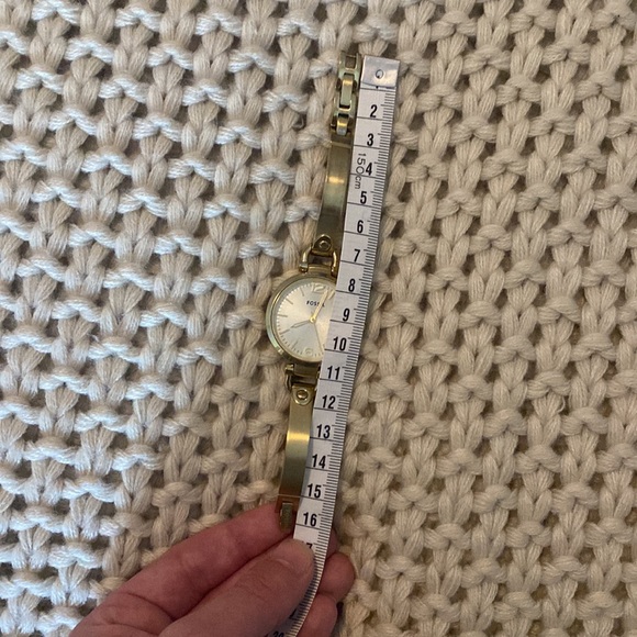 Gold Fossil Watch - Chain Clasp Closure - Picture 4 of 4